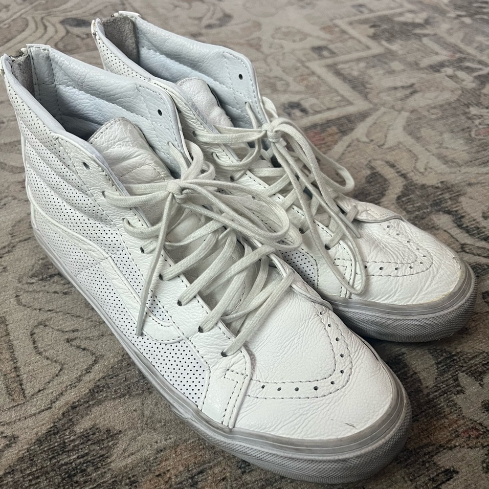 Vans White Leather Sk8-Hi